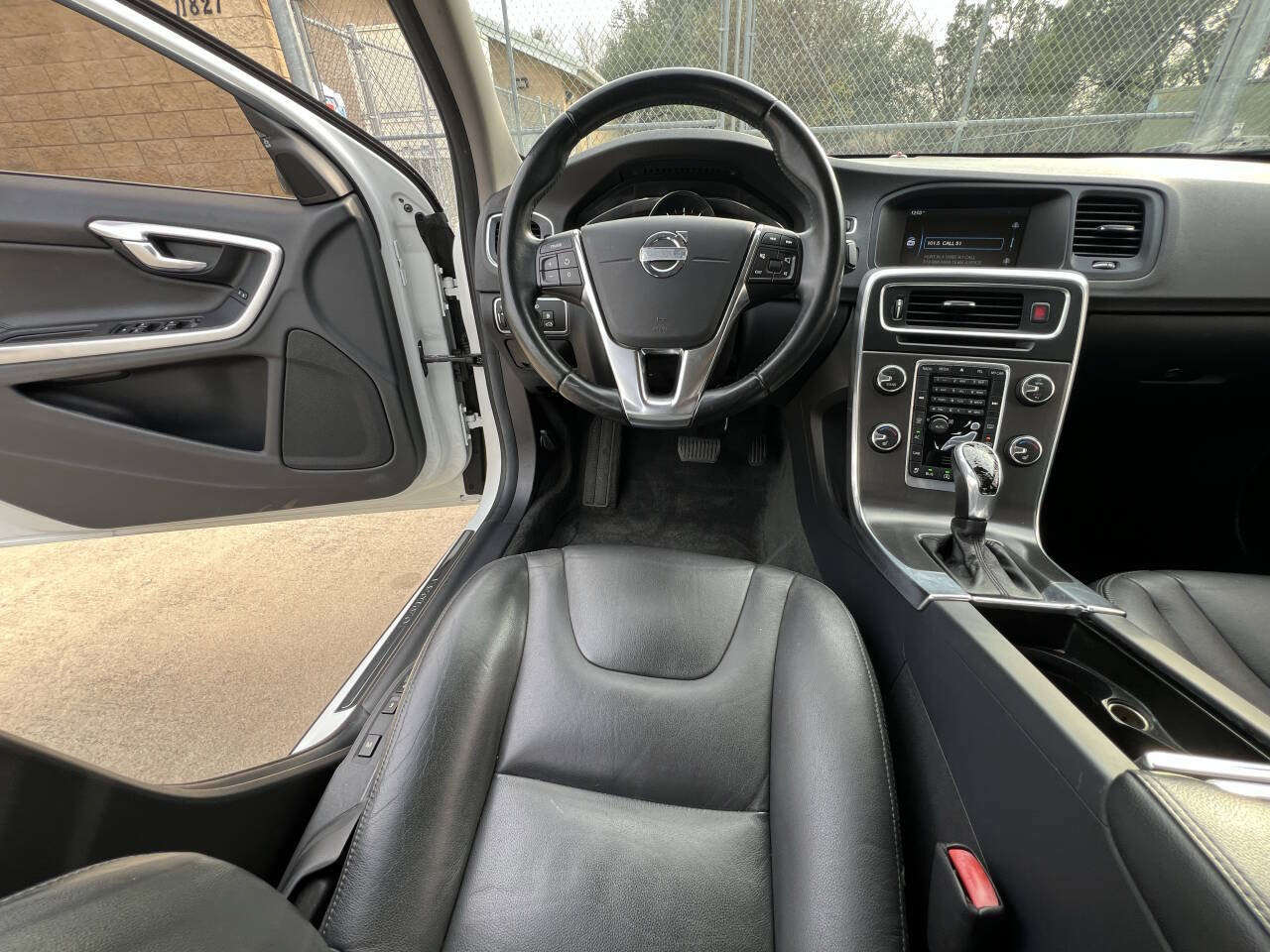 Used 2015 Volvo S60 T5 Premier Plus FWD image 17