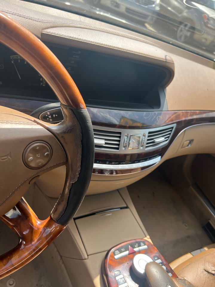 Used 2008 Mercedes-Benz S 550 w/ AMG Sport Pkg image 11