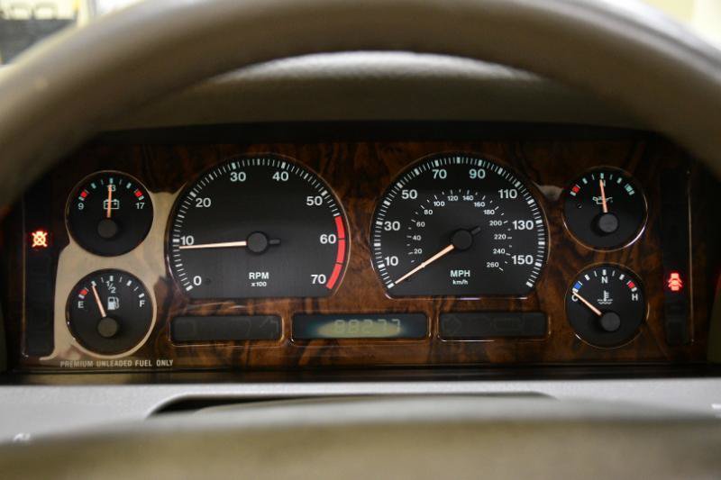 Used 1997 Jaguar XJ6 RWD image 39