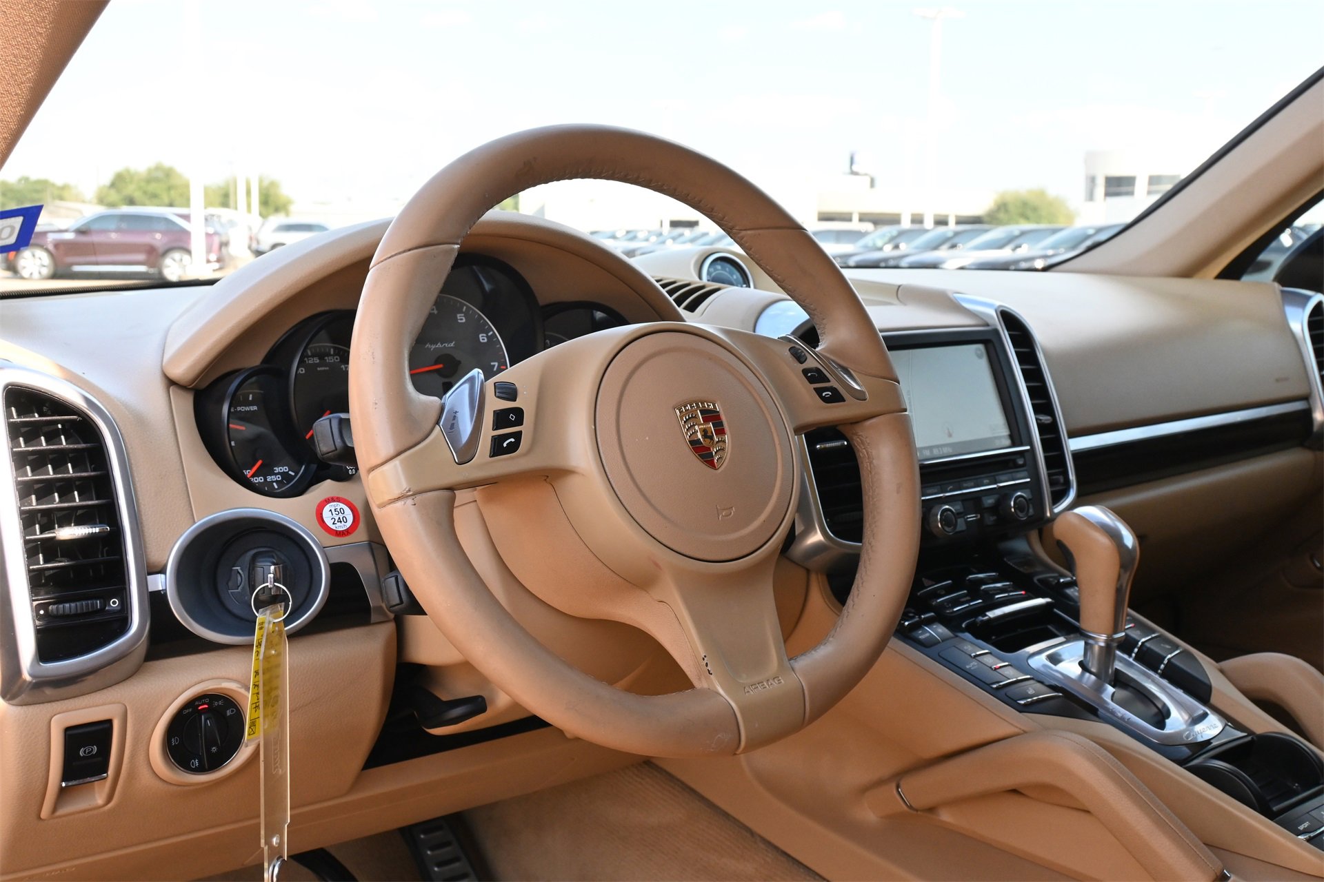 Used 2013 Porsche Cayenne S image 16