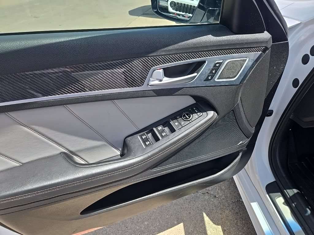 Used 2018 Genesis G80 3.3T Sport AWD/4WD image 28