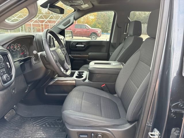 Used 2022 Chevrolet Silverado 1500 RST w/ LPO, Blackout Package image 9