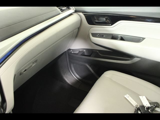 Used 2018 Honda Odyssey Elite image 14