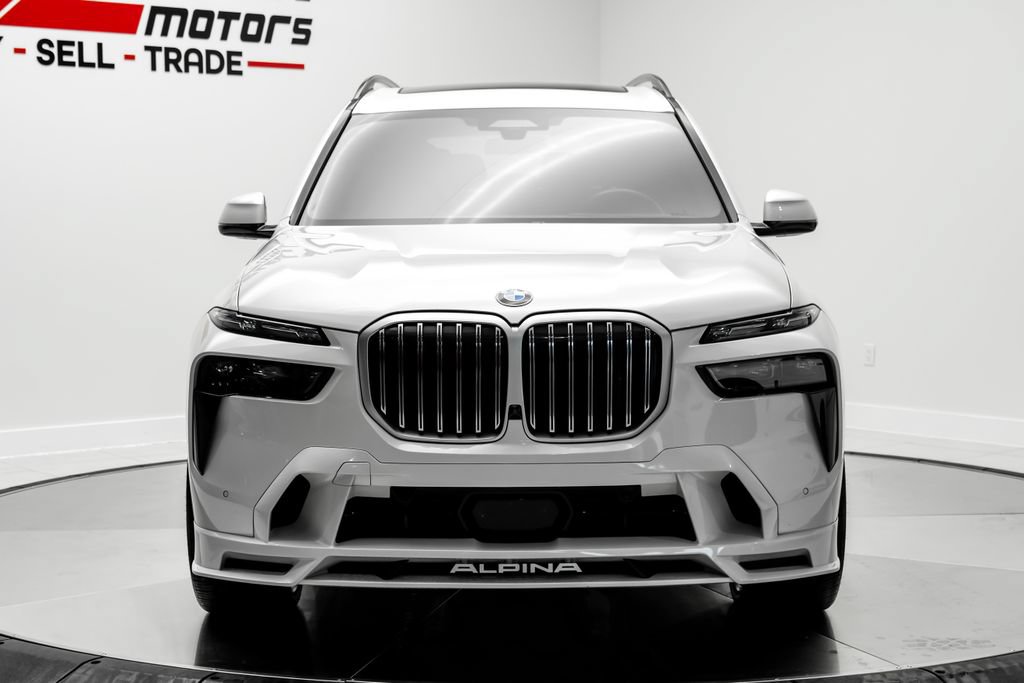 Used 2025 BMW ALPINA XB7 AWD/4WD image 2