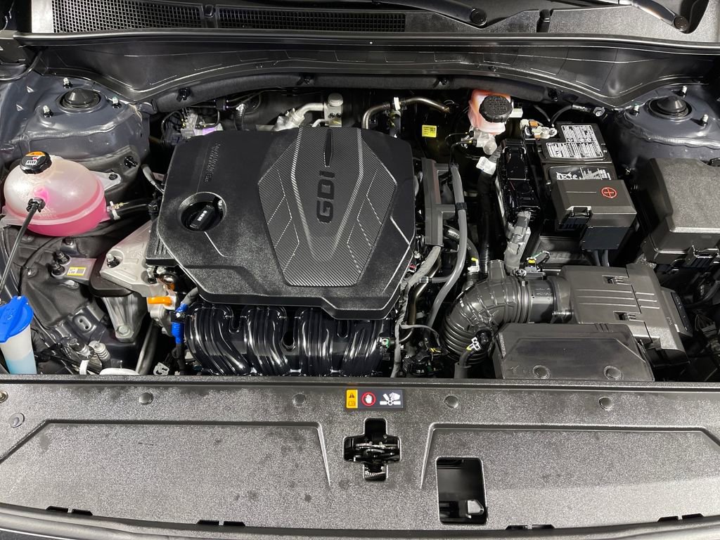 Certified 2022 Hyundai Santa Fe SEL w/ Cargo Package image 10