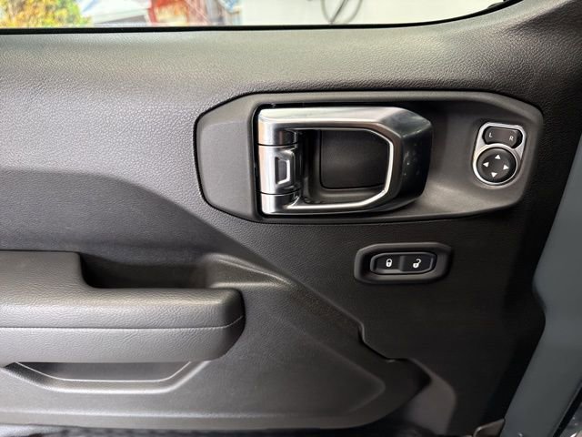 New 2025 Jeep Wrangler Willys AWD/4WD image 21