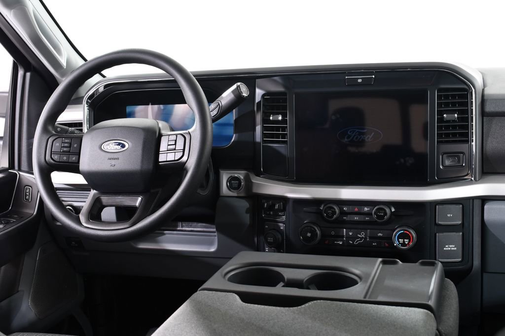 New 2026 Ford F350 XLT w/ XLT Premium Package AWD/4WD image 8