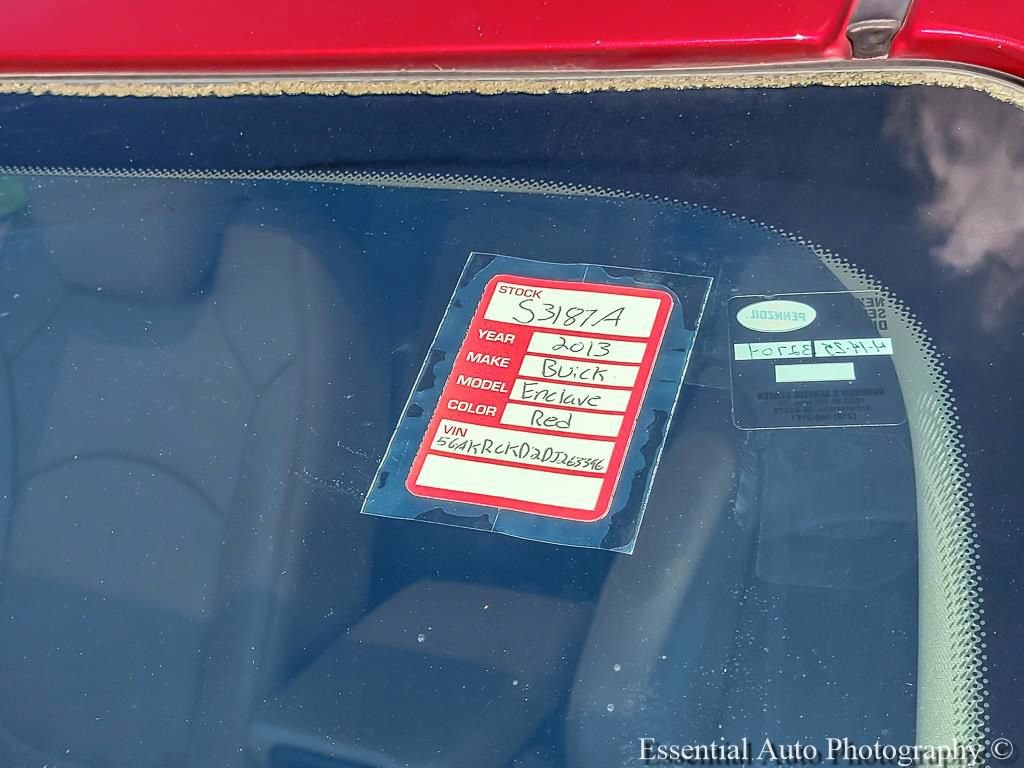 Used 2013 Buick Enclave Leather FWD image 18