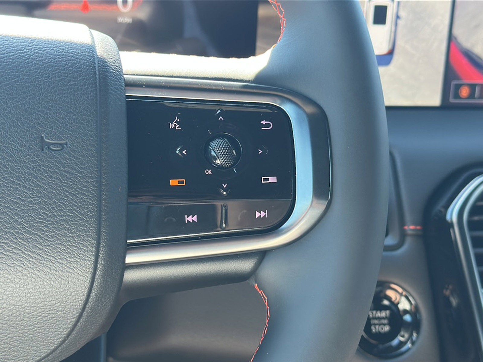 New 2026 Nissan Armada PRO-4X w/ Captain's Chari Seat Package image 18