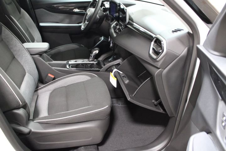 New 2026 Chevrolet TrailBlazer LT w/ Convenience Package image 26