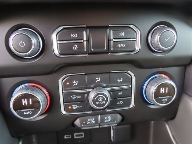 Certified 2023 Chevrolet Suburban LS image 33