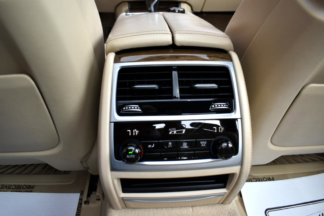 Used 2019 BMW 750i w/ Executive Package image 22