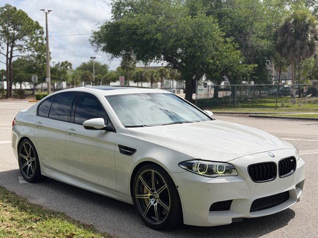 Used 2014 BMW M5 image 7