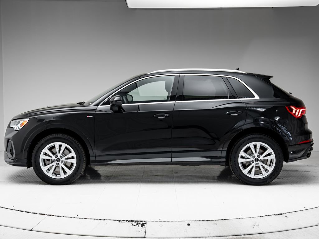 Used 2022 Audi Q3 2.0T Premium Plus image 2