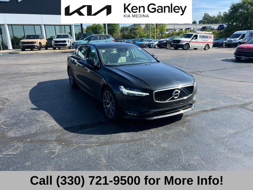 Used 2019 Volvo S90 T5 Momentum w/ Protection Package AWD/4WD image 3