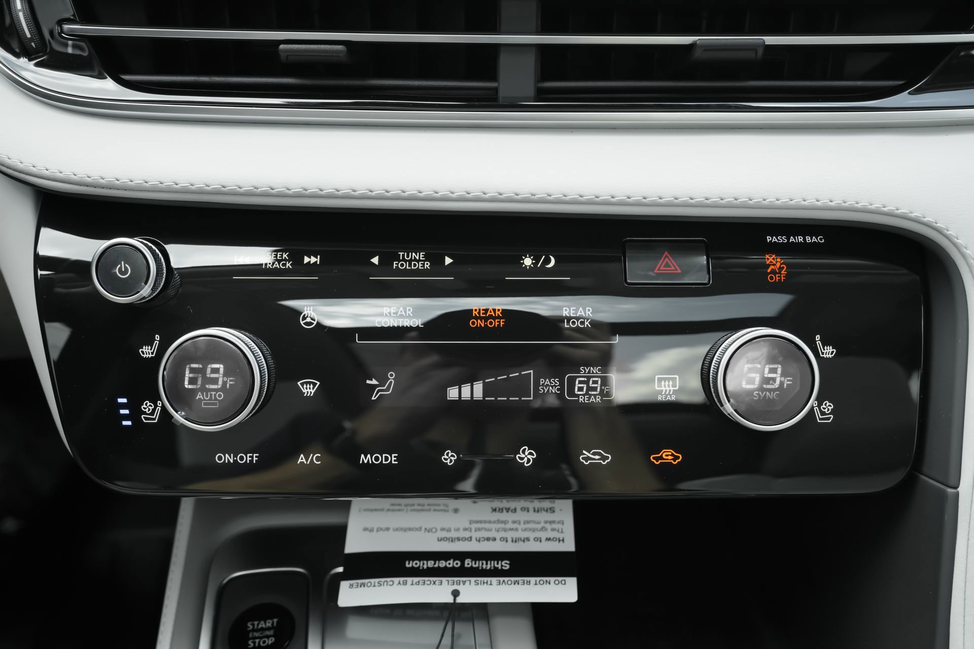 New 2026 INFINITI QX60 Luxe w/ Cargo Package image 14