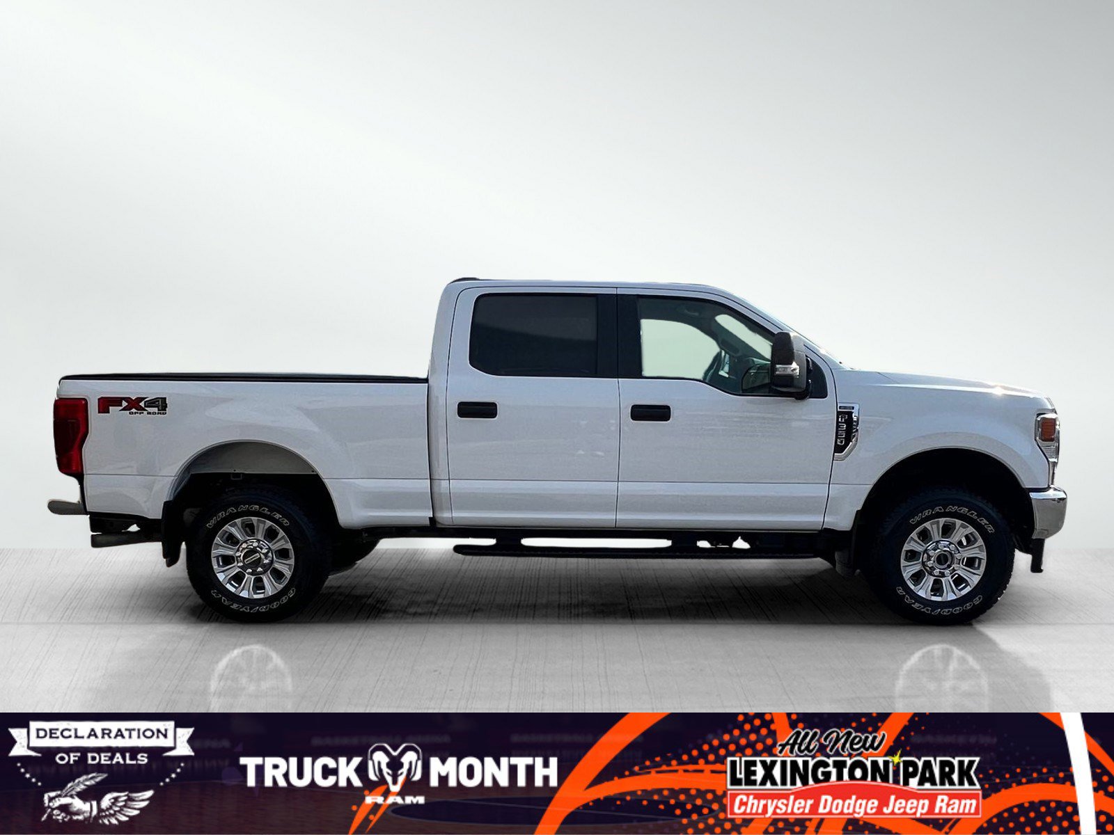 Used 2022 Ford F350 XL w/ STX Appearance Package image 4