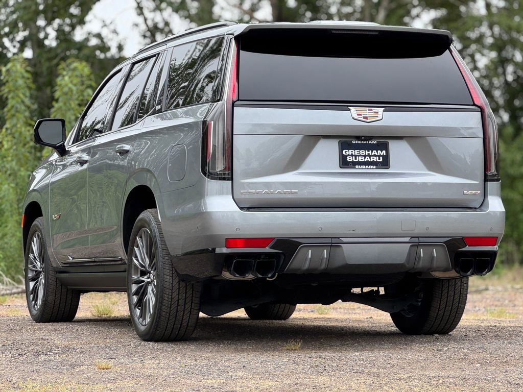 Used 2023 Cadillac Escalade V AWD/4WD image 5