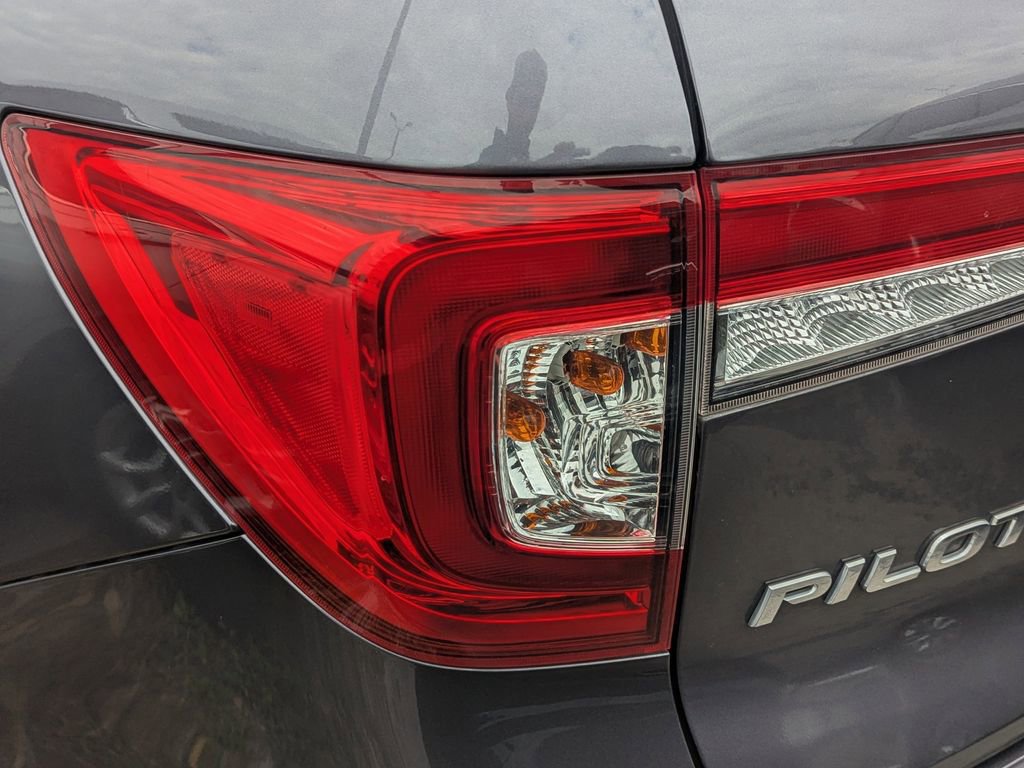Used 2021 Honda Pilot Special Edition image 6