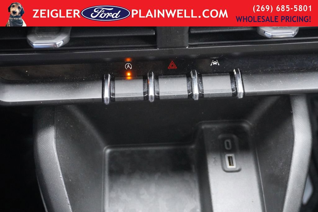 Used 2024 Chevrolet Colorado W/T image 22