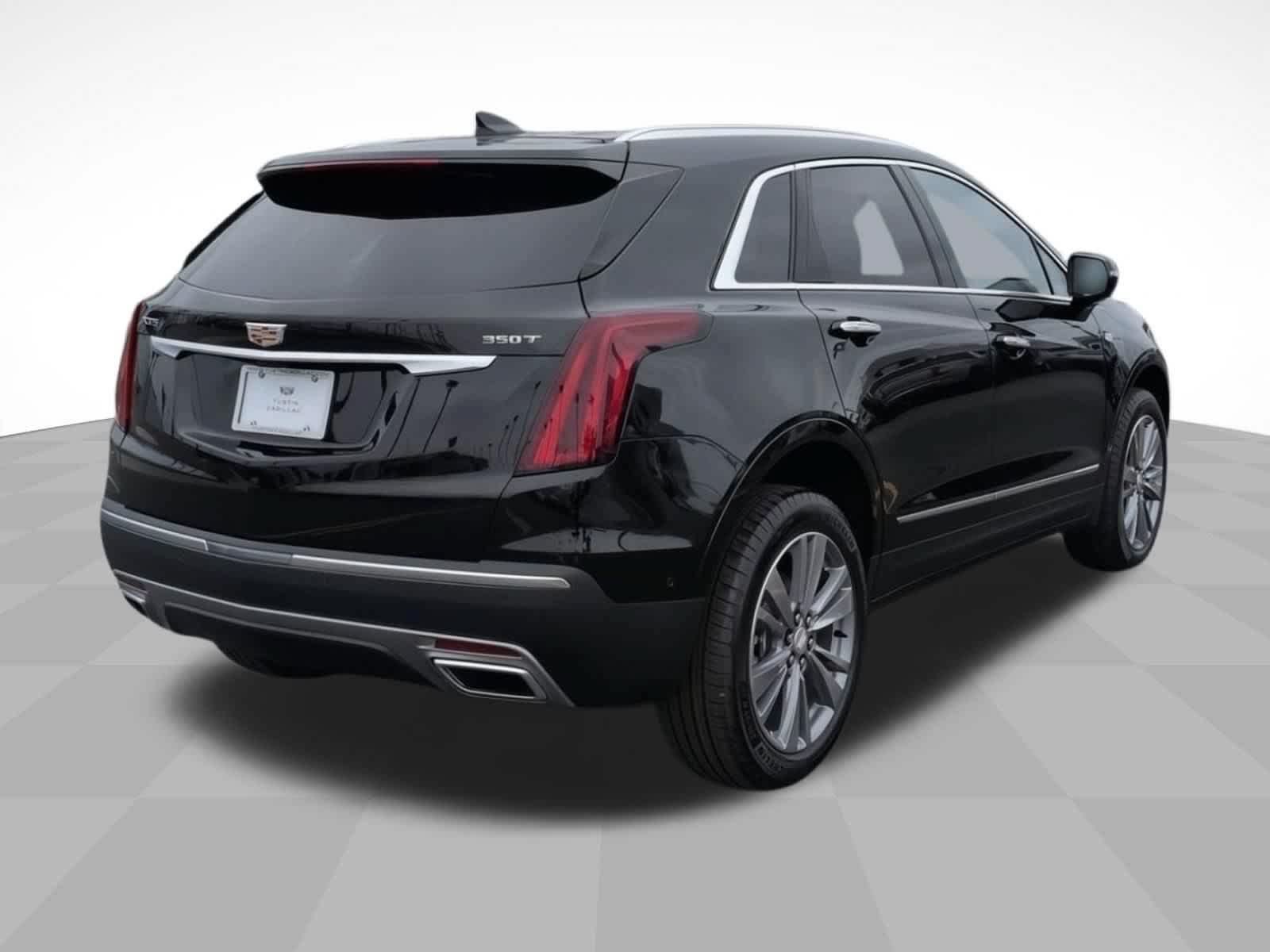 New 2026 Cadillac XT5 Premium Luxury w/ Driver Assist Package FWD image 5