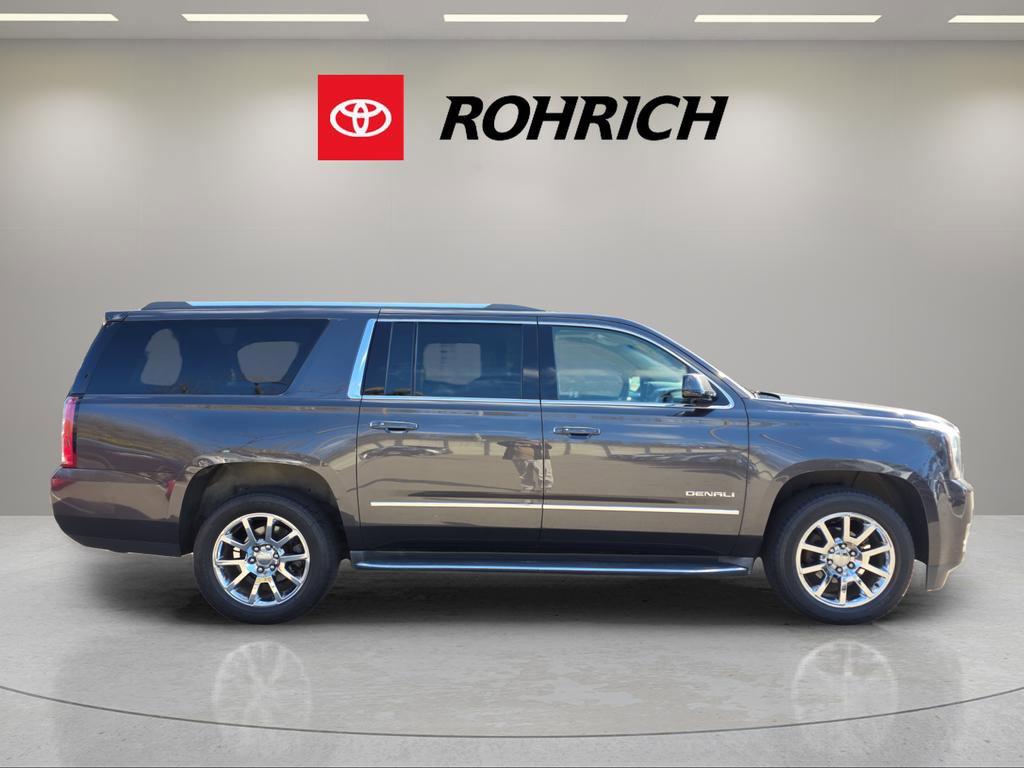 Used 2016 GMC Yukon XL Denali w/ Open Road Package image 6
