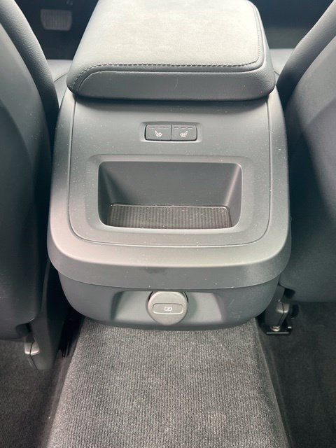 Used 2025 Volvo S60 B5 Core AWD/4WD image 29