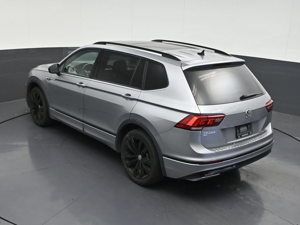 Used 2021 Volkswagen Tiguan SE R-Line FWD image 17