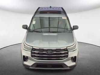 Used 2025 Ford Explorer Active w/ Active Comfort Package image 2