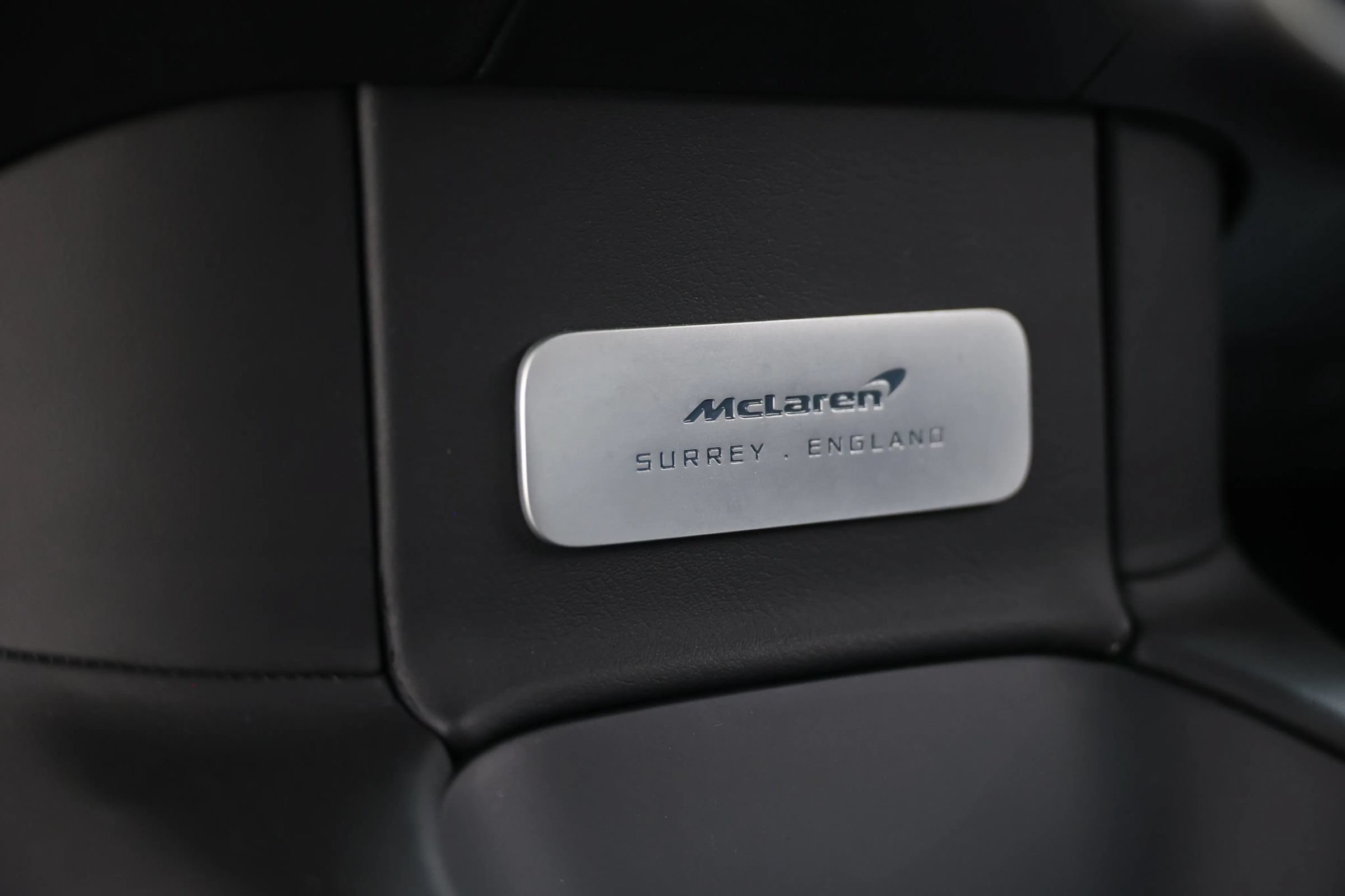 Used 2023 McLaren Artura RWD image 45