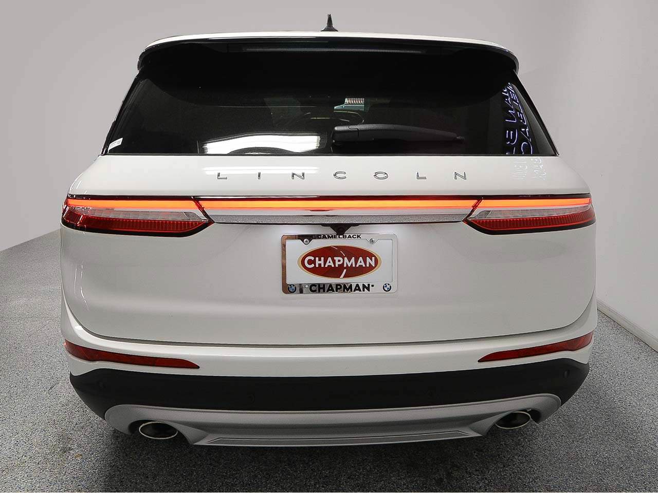 Used 2024 Lincoln Corsair AWD w/ Equipment Group 101A image 4