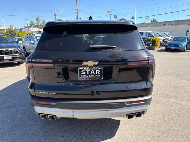 Used 2026 Chevrolet Traverse LT FWD image 6