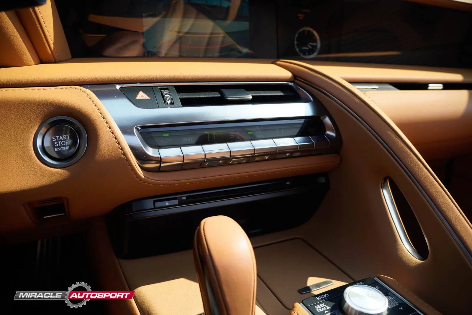 Used 2021 Lexus LC 500 Convertible w/ Touring Package RWD image 23