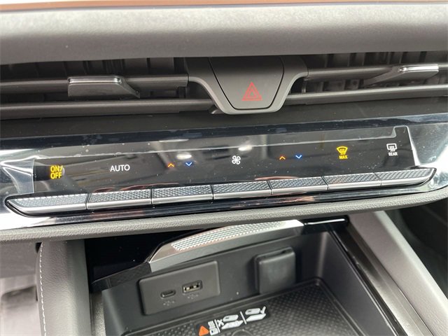 New 2026 Buick Envision Sport Touring image 19