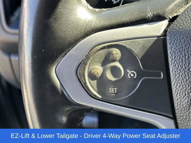 Used 2018 Chevrolet Colorado LT AWD/4WD image 11