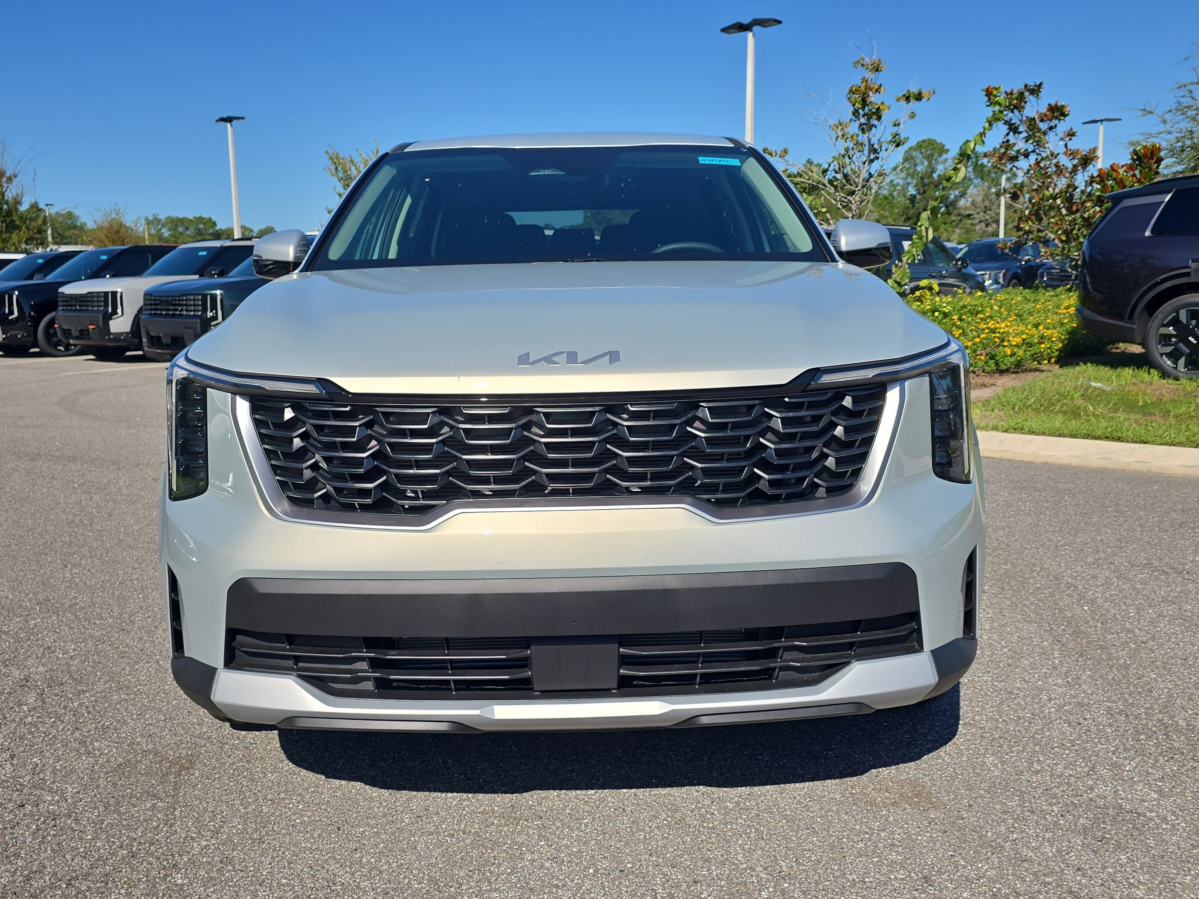 New 2026 Kia Sorento LX FWD image 3