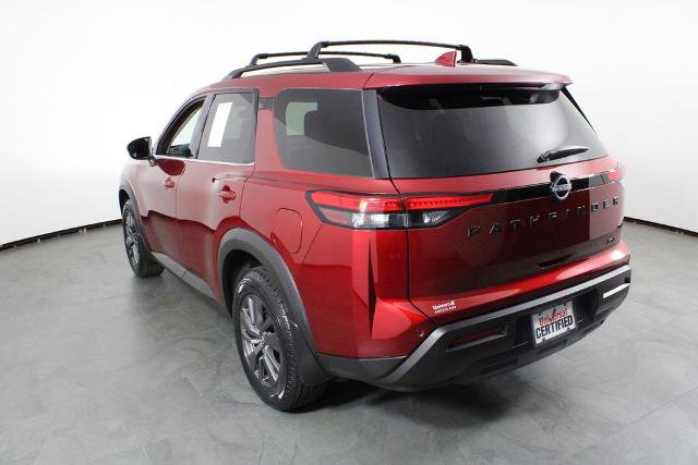 Certified 2024 Nissan Pathfinder SV w/ Black Appearance Package FWD image 16