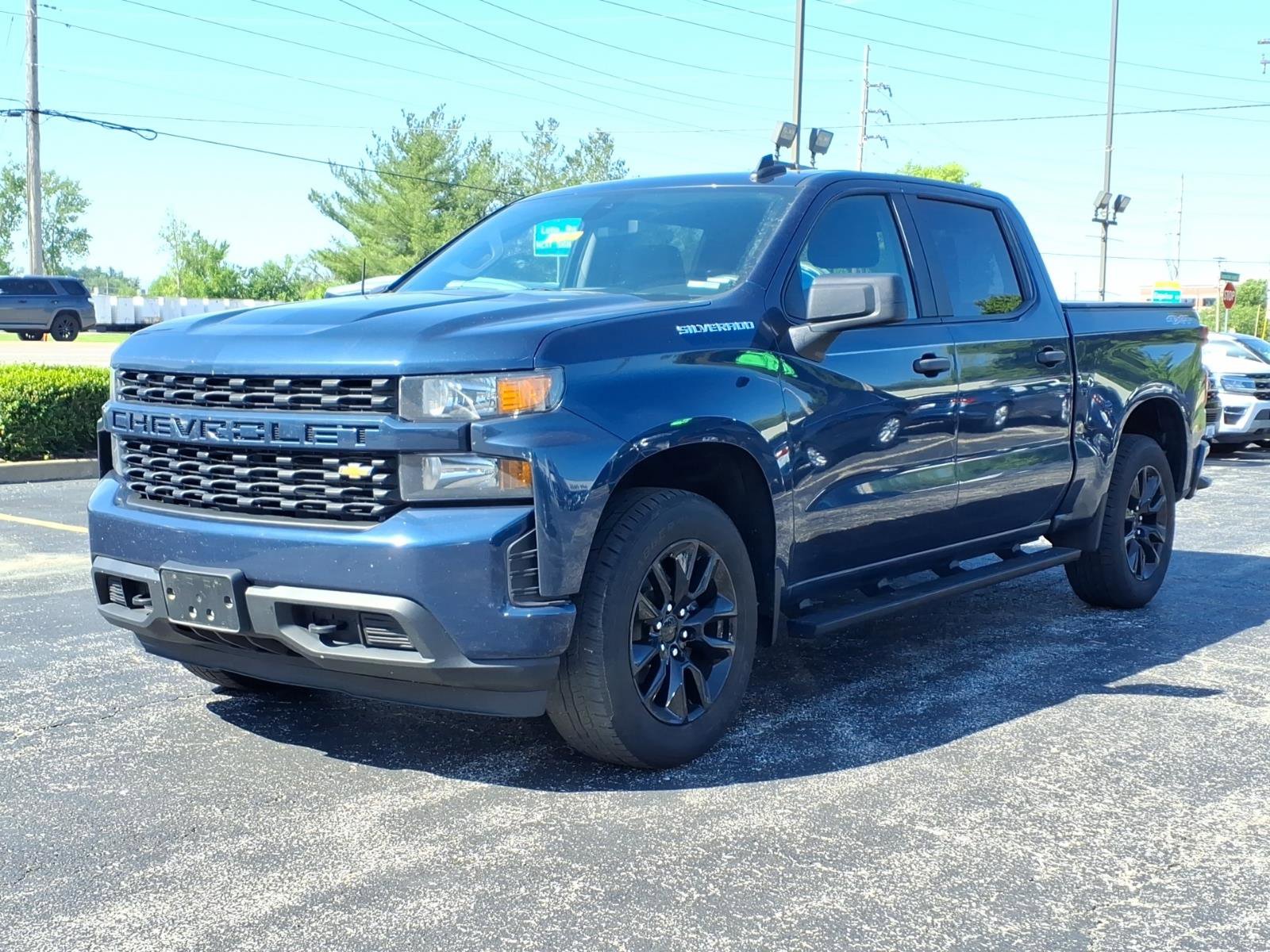 Used 2022 Chevrolet Silverado 1500 Custom w/ Safety Confidence Package image 3