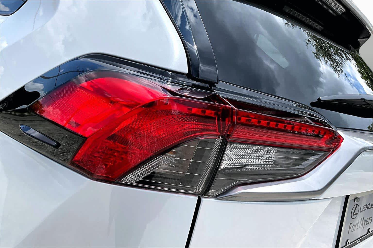 Used 2024 Toyota RAV4 Limited w/ Advanced Technology Package AWD/4WD image 29