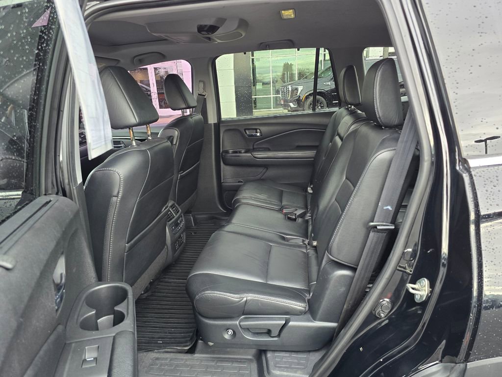 Used 2019 Honda Pilot Touring image 54