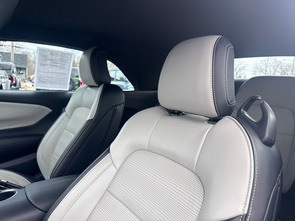 Used 2025 Ford Mustang Premium image 17