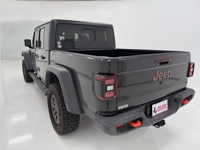 Used 2025 Jeep Gladiator Mojave w/ Convenience Group image 18
