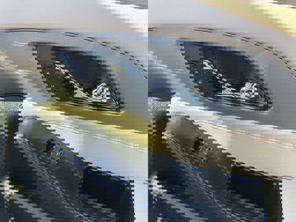 Used 2023 Chevrolet Traverse LS w/ Safety Package image 56