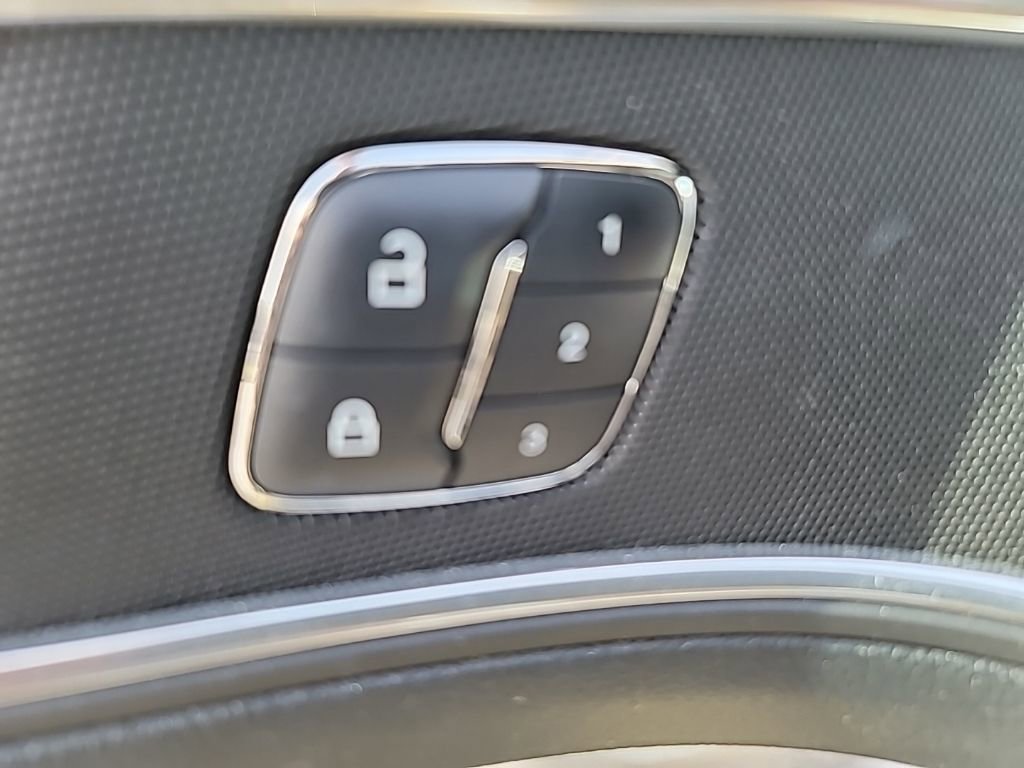 Used 2016 Ford Explorer Limited w/ Equipment Group 301A image 12