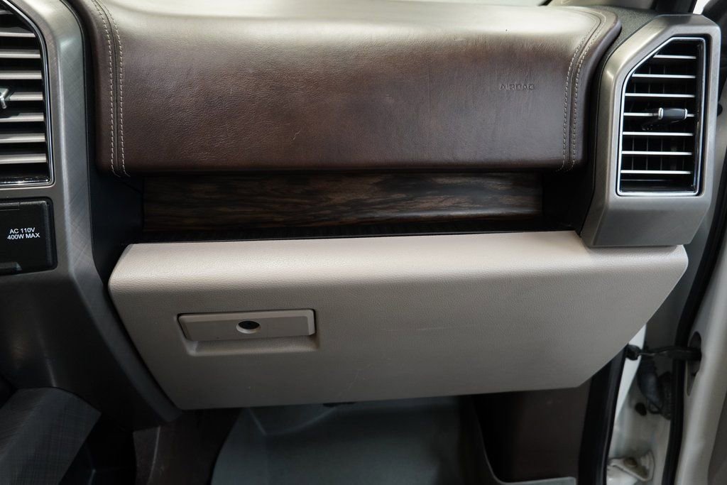 Used 2019 Ford F150 Limited w/ Trailer Tow Package image 34