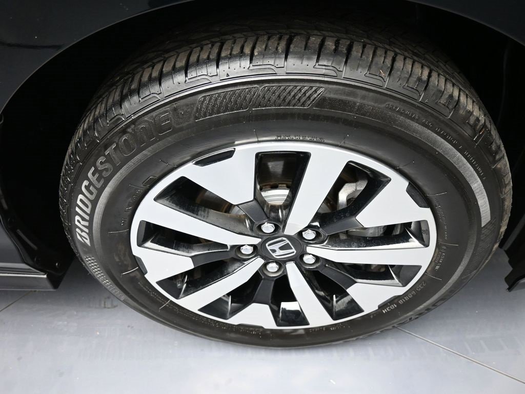 Certified 2025 Honda Odyssey EX-L image 13