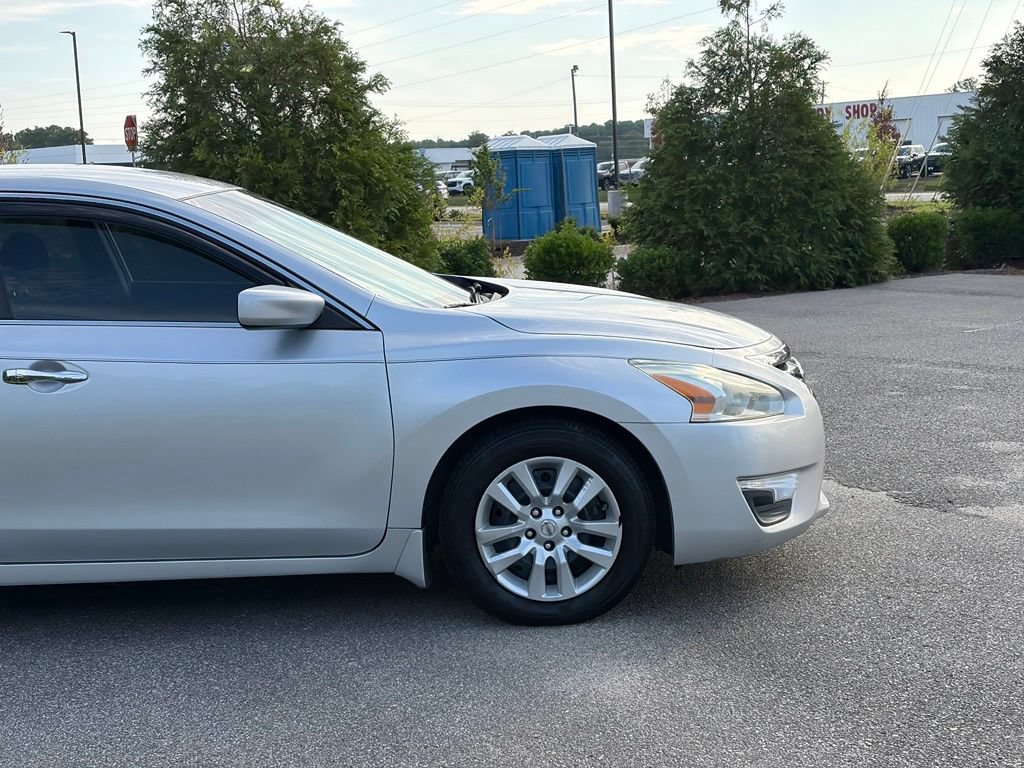 Used 2014 Nissan Altima 2.5 S FWD image 8