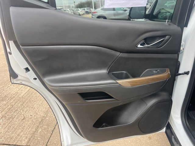 Used 2023 GMC Acadia SLE w/ Driver Convenience Package image 39