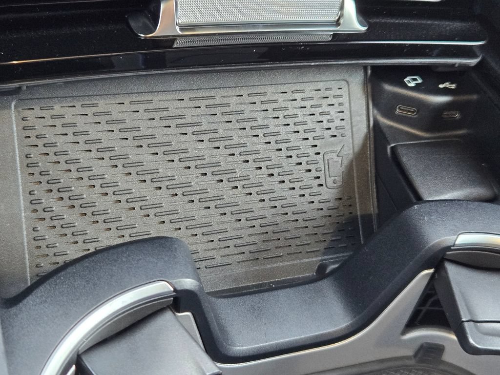 Used 2020 Mercedes-Benz GLS 450 4MATIC image 33
