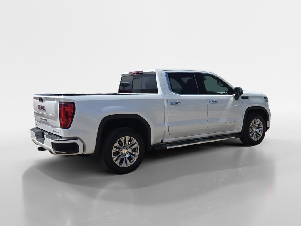 Used 2022 GMC Sierra 1500 Denali AWD/4WD image 5